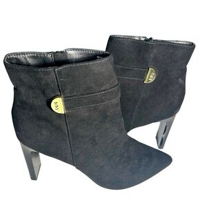 MNY AVIVA Faux Suede Black Pointed Toe Booties Womens Sz 9